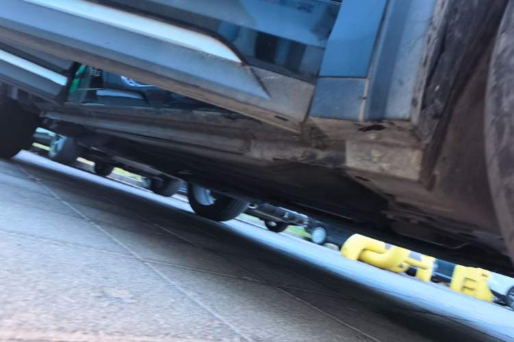 Used Lynk & Co 05 2020 2.0TD Four-Wheel Drive HypeHalo Right Side Sill