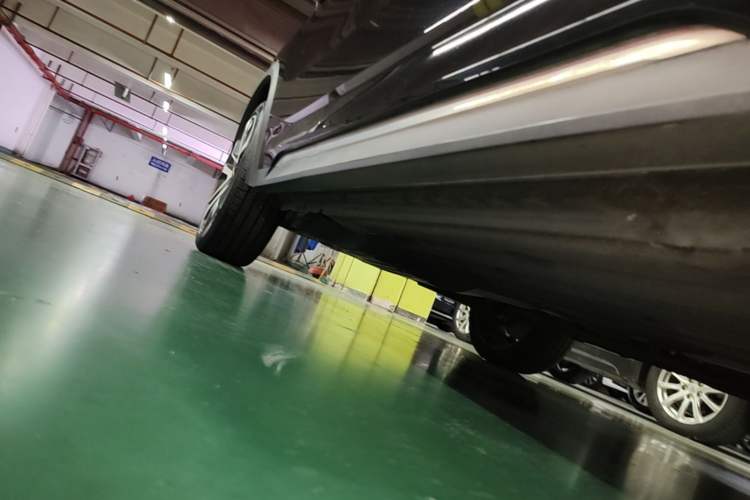 Used Lynk & Co 05 2020 2.0TD Four-Wheel Drive HypeHalo Right Side Sill