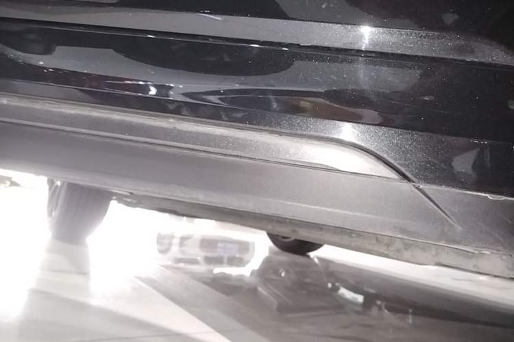 Used Lynk & Co 05 2020 2.0TD Two-Wheel Drive Shine Halo Right Side Sill