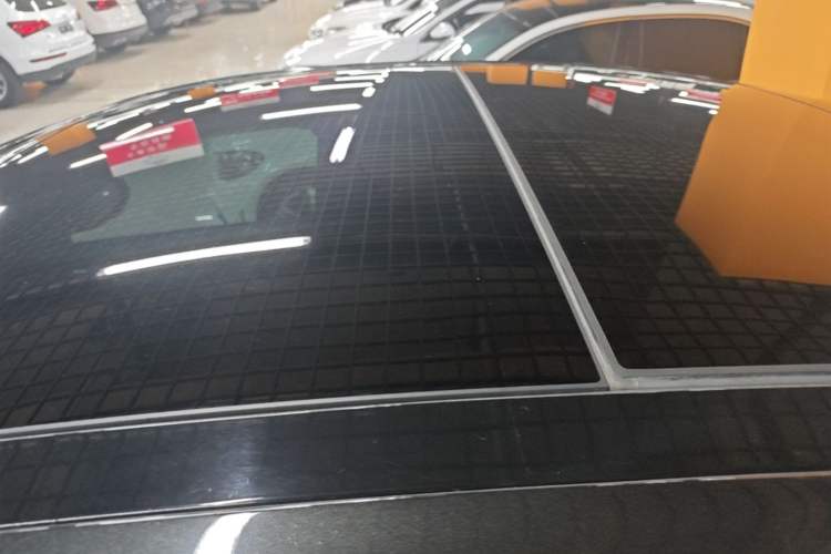 Used Lynk & Co 05 2020 2.0TD Two-Wheel Drive Shine Halo Roof