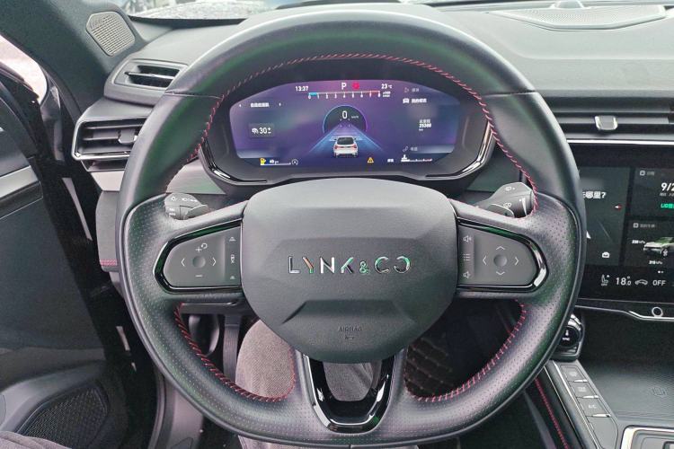 Used Lynk & Co 05 2020 2.0TD Four-Wheel Drive HypeHalo Steering Wheel