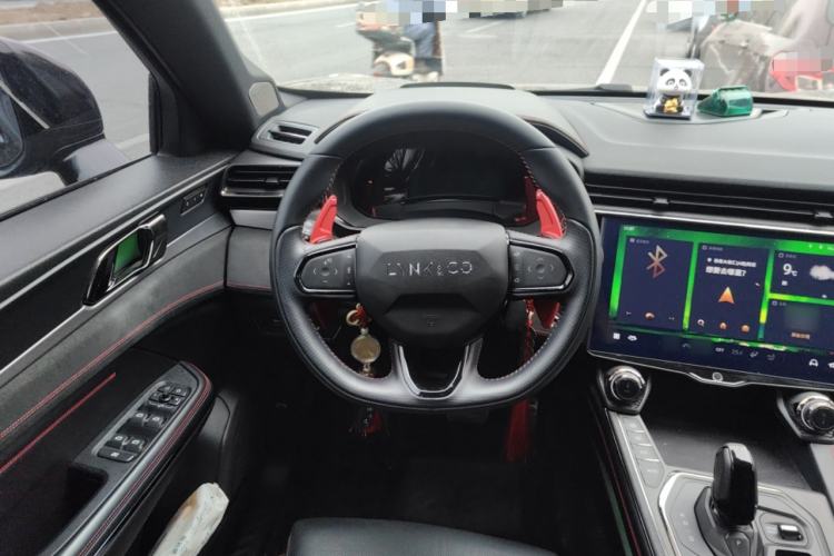 Used Lynk & Co 05 2020 2.0TD Four-Wheel Drive HypeHalo Steering Wheel
