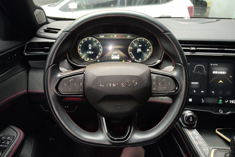Used Lynk & Co 05 2020 2.0TD Four-Wheel Drive HypeHalo Steering Wheel