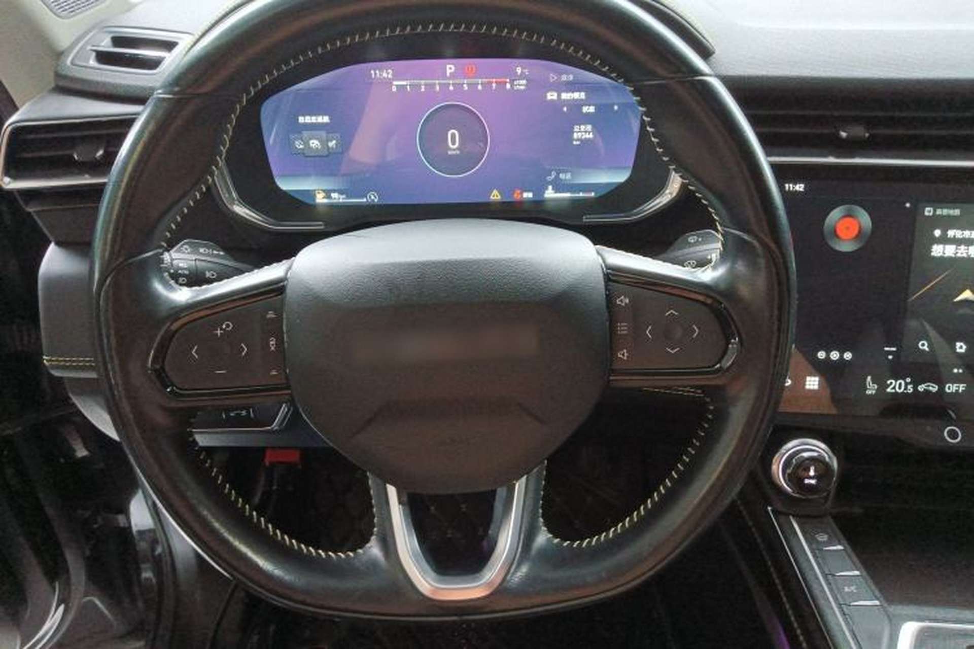 Used Lynk & Co 05 2020 2.0TD Two-Wheel Drive Shine Halo Steering Wheel