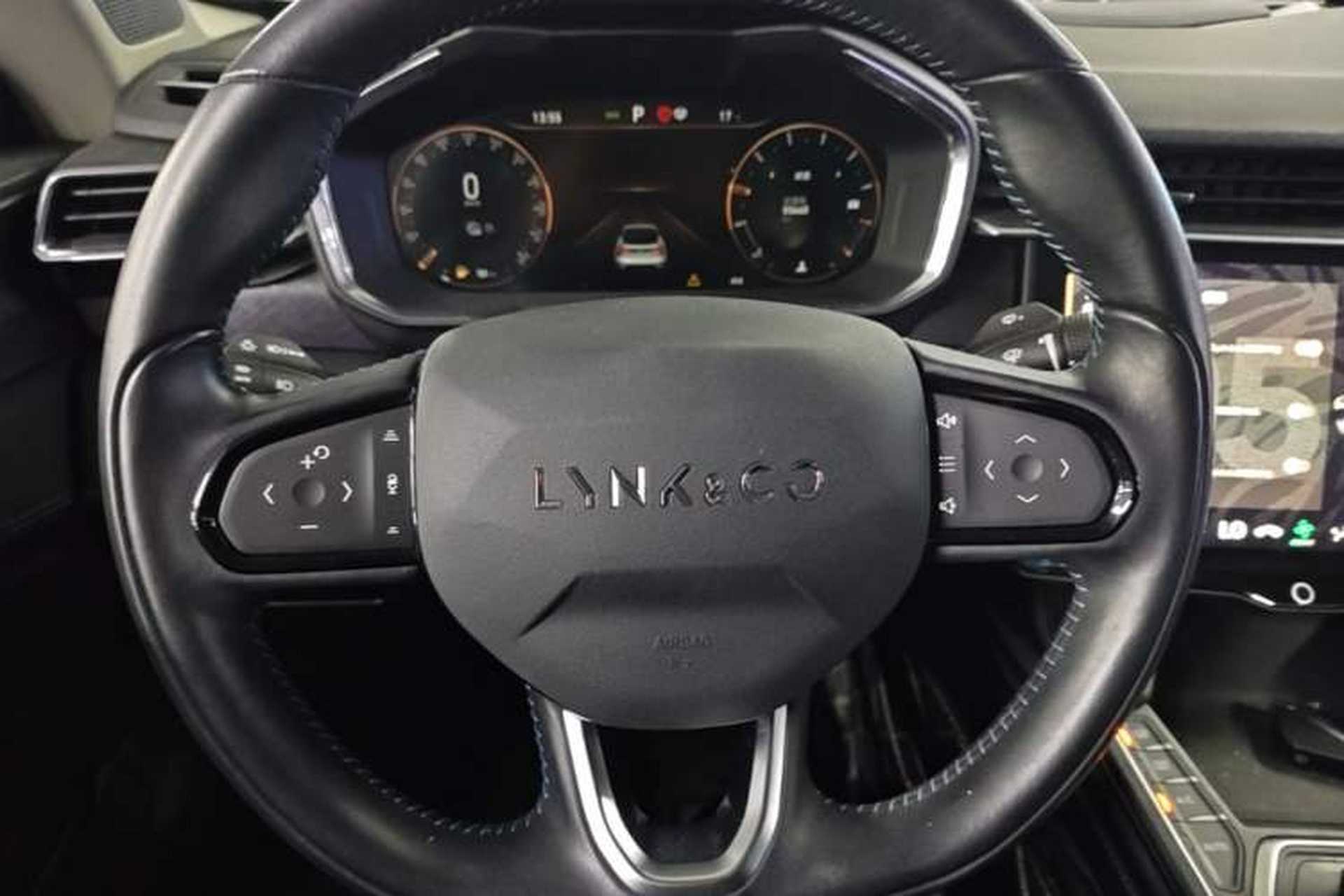 Used Lynk & Co 05 2020 2.0TD Two-Wheel Drive Shine Halo Steering Wheel