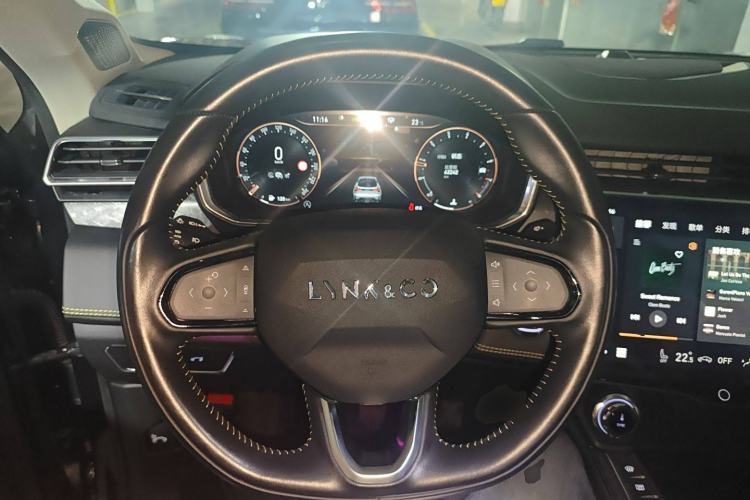 Used Lynk & Co 05 2020 2.0TD Two-Wheel Drive Shine Halo Steering Wheel