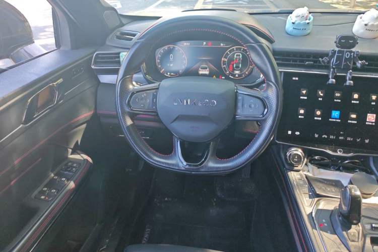 Used Lynk & Co 05 2020 2.0TD Four-Wheel Drive HypeHalo Steering Wheel
