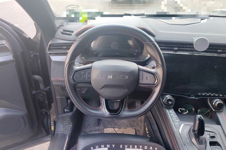 Used Lynk & Co 05 2020 2.0TD Four-Wheel Drive HypeHalo Steering Wheel