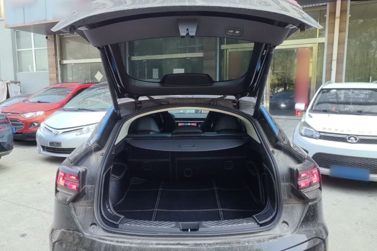 Used Lynk & Co 05 2020 2.0TD Two-Wheel Drive Shine Halo Trunk