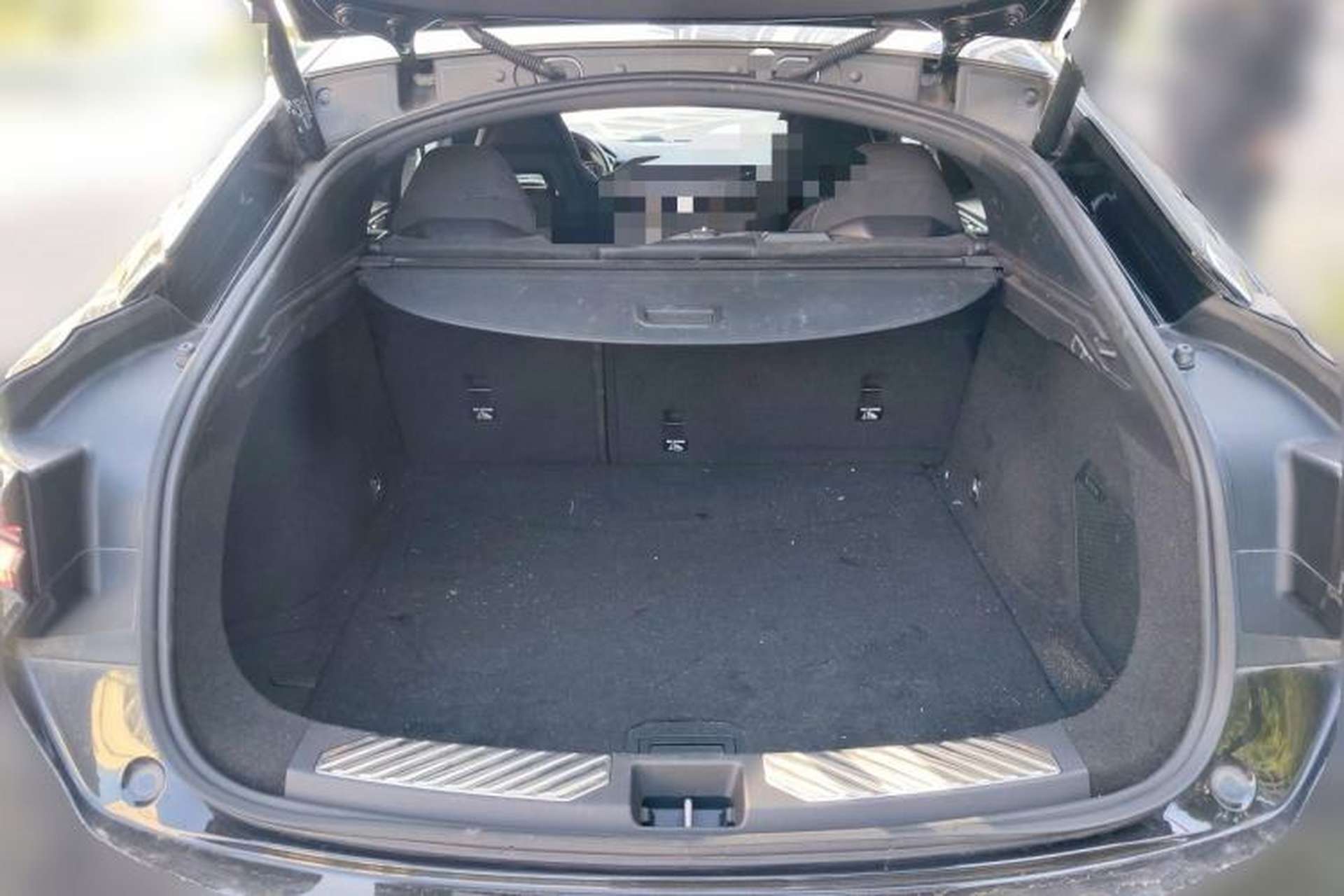 Used Lynk & Co 05 2020 2.0TD Four-Wheel Drive HypeHalo Trunk