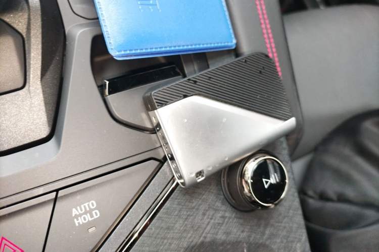 Used Lynk & Co 05 2020 2.0TD Four-Wheel Drive HypeHalo Vehicle Key