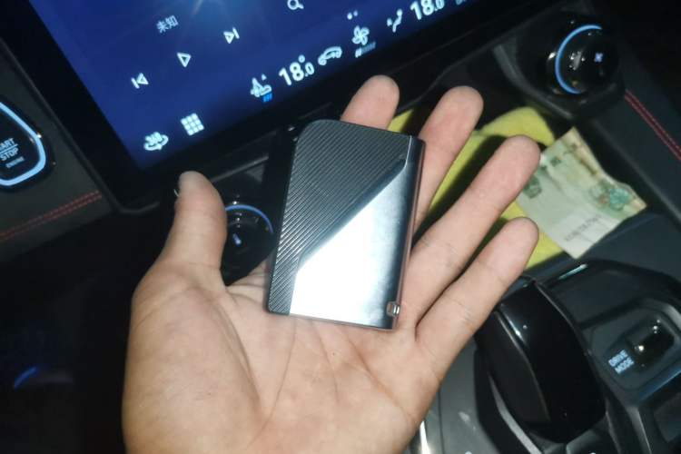 Used Lynk & Co 05 2020 2.0TD Four-Wheel Drive HypeHalo Vehicle Key