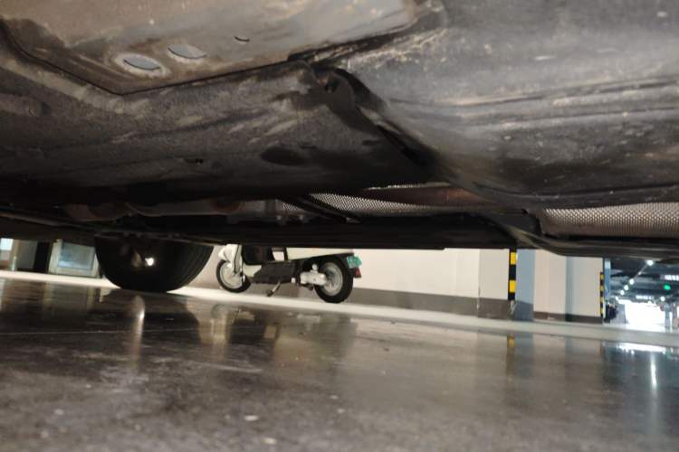 Used Lynk & Co 05 2020 2.0TD Two-Wheel Drive Shine Halo Chassis Rear Left