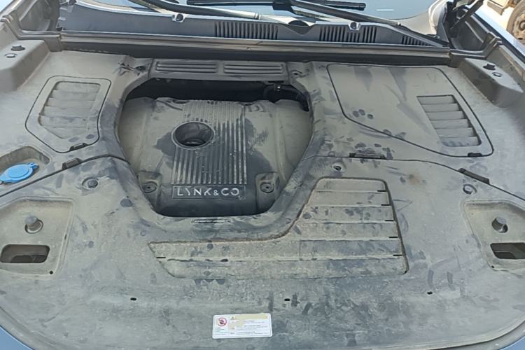 Used Lynk & Co 05 2020 2.0TD Two-Wheel Drive Shine Halo Engine Bay