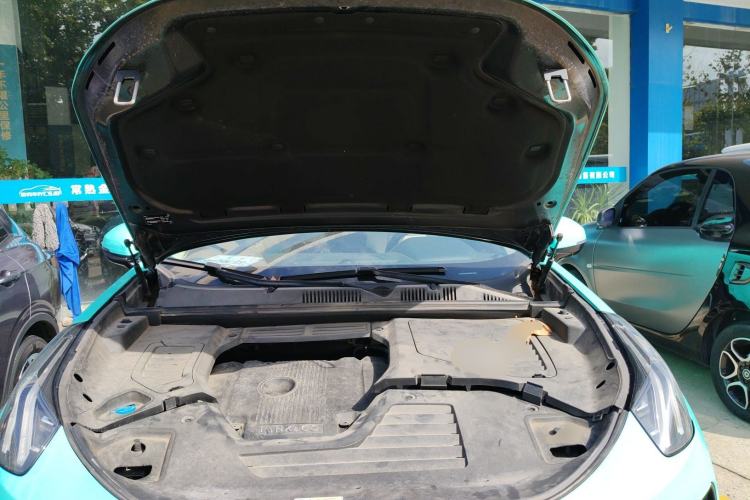 Used Lynk & Co 05 2020 2.0TD Two-Wheel Drive Zhaoyang Plus Engine Bay