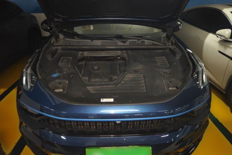 Used Lynk & Co 05 2020 2.0TD Two-Wheel Drive Shine Halo Engine Bay