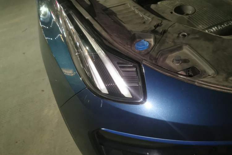 Used Lynk & Co 05 2020 2.0TD Two-Wheel Drive Shine Halo Exterior 6