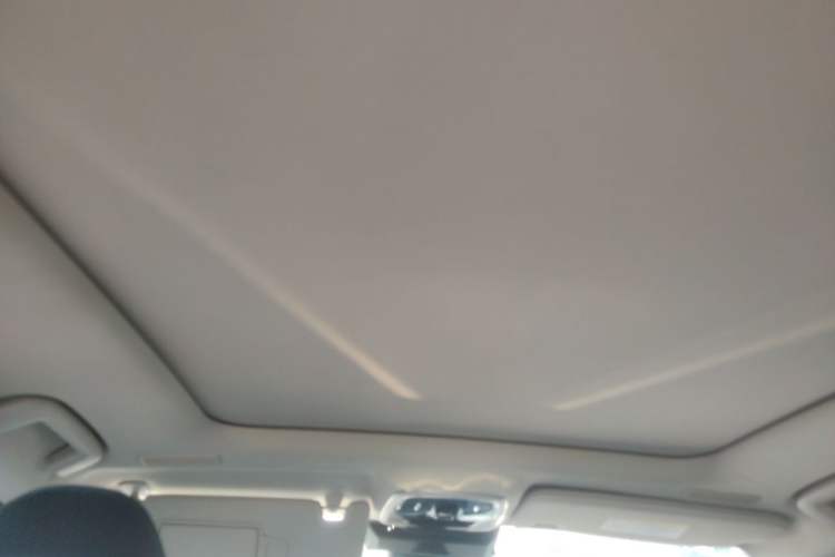 Used Lynk & Co 05 2020 2.0TD Two-Wheel Drive Shine Halo Headliner
