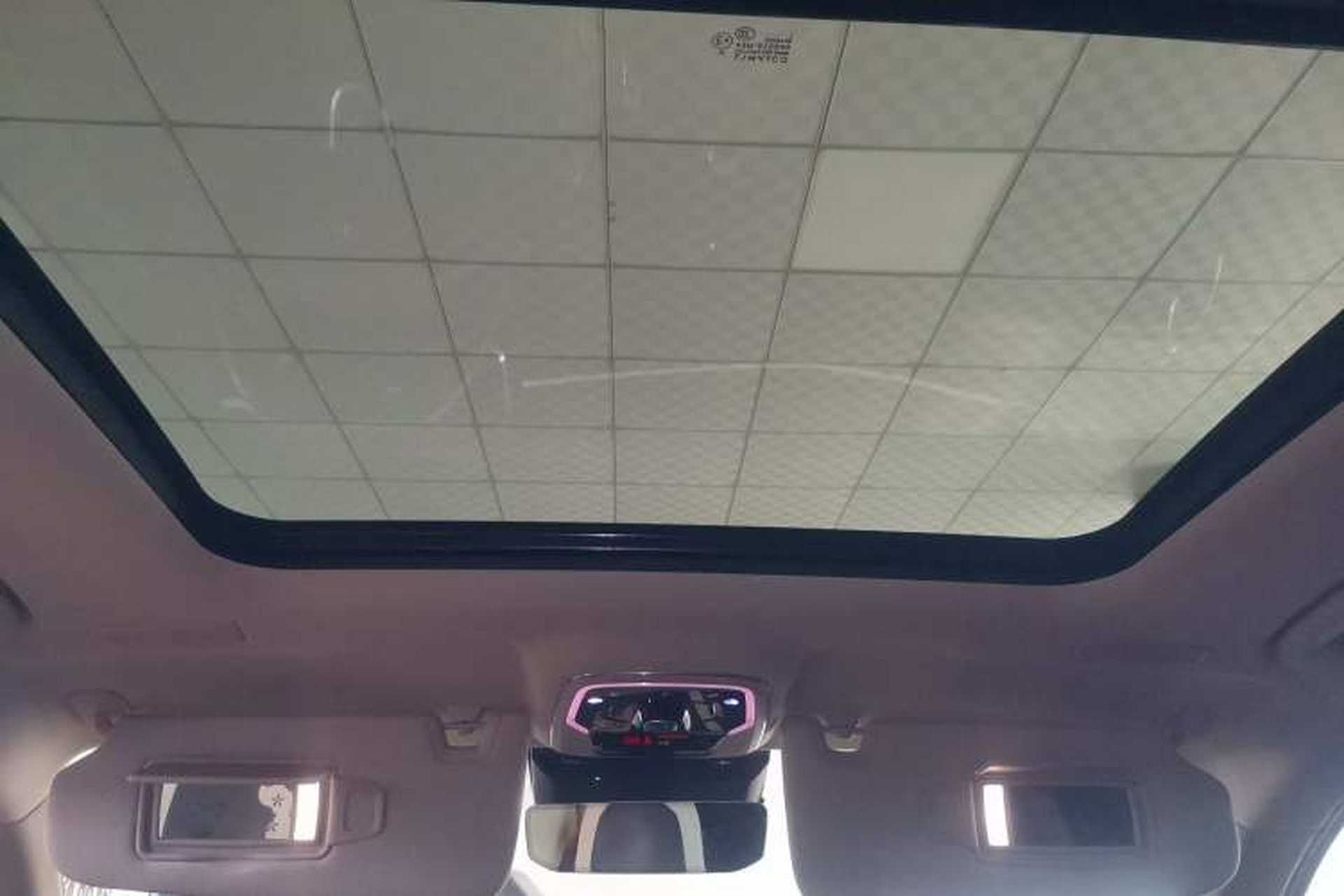 Used Lynk & Co 05 2020 2.0TD Two-Wheel Drive Shine Halo Headliner