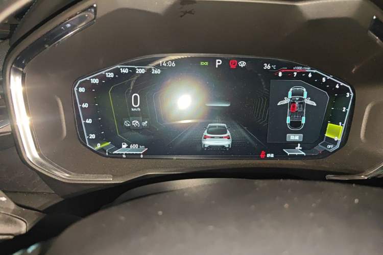 Used Lynk & Co 05 2020 2.0TD Two-Wheel Drive Shine Halo Instrument Cluster