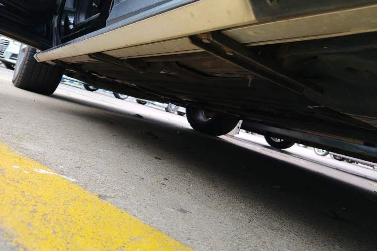 Used Lynk & Co 05 2020 2.0TD Two-Wheel Drive Zhaoyang Plus Left Side Sill