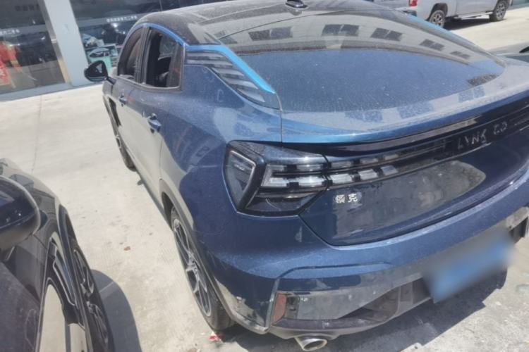Used Lynk & Co 05 2020 2.0TD Two-Wheel Drive Shine Halo Rear Left 45 Deg