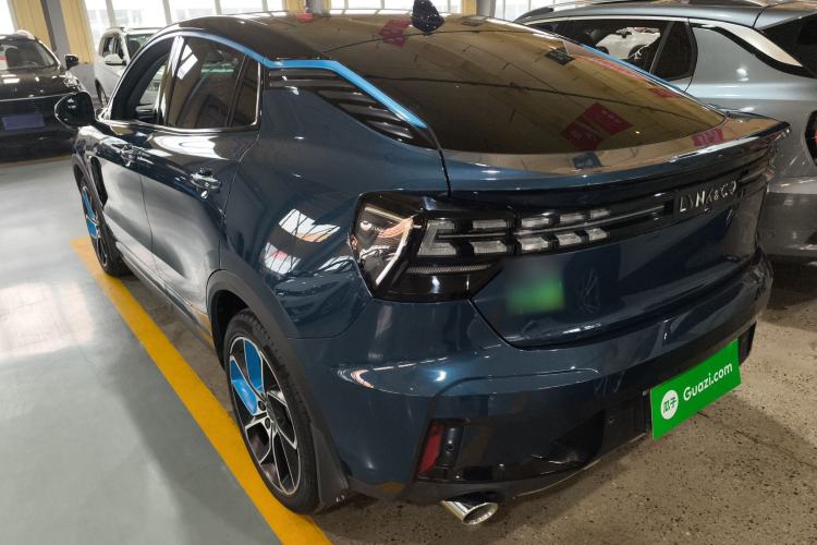 Used Lynk & Co 05 2020 2.0TD Two-Wheel Drive Shine Halo Rear Left 45 Deg