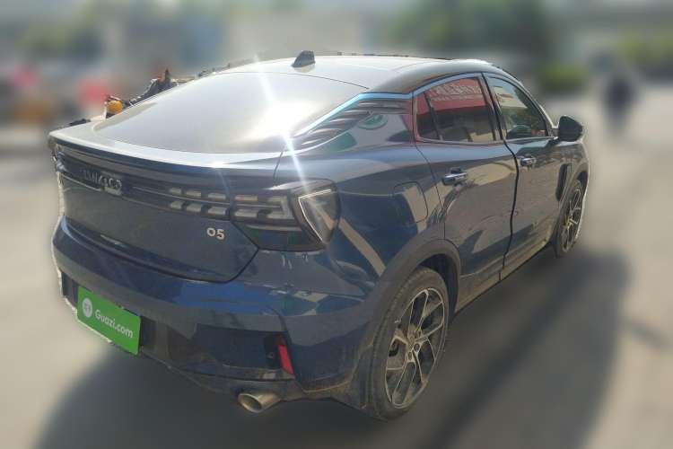 Used Lynk & Co 05 2020 2.0TD Two-Wheel Drive Shine Halo Rear Right 45 Deg