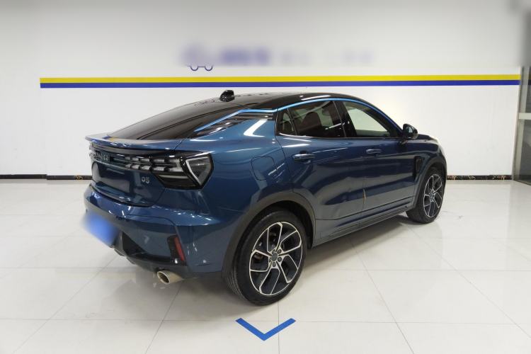 Used Lynk & Co 05 2020 2.0TD Two-Wheel Drive Shine Halo Rear Right 45 Deg