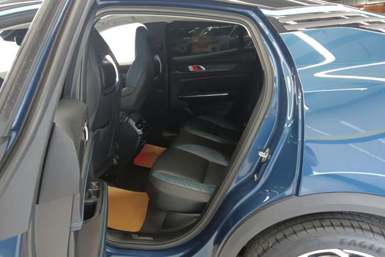 Used Lynk & Co 05 2020 2.0TD Two-Wheel Drive Shine Halo Right Rear Seat