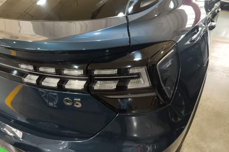 Used Lynk & Co 05 2020 2.0TD Two-Wheel Drive Shine Halo Right Rear Taillight