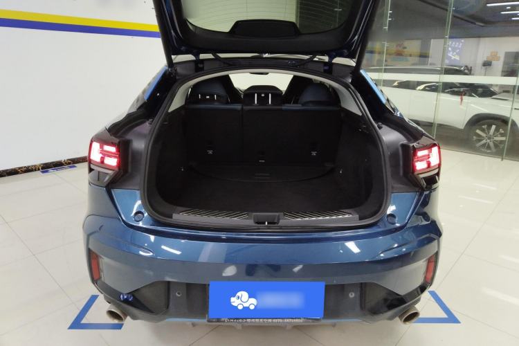 Used Lynk & Co 05 2020 2.0TD Two-Wheel Drive Shine Halo Trunk