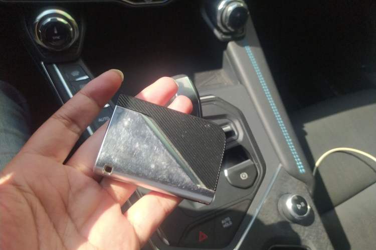 Used Lynk & Co 05 2020 2.0TD Two-Wheel Drive Shine Halo Vehicle Key