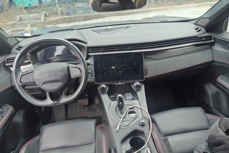 Used Lynk & Co 05 2020 2.0TD Four-Wheel Drive HypeHalo Center Console