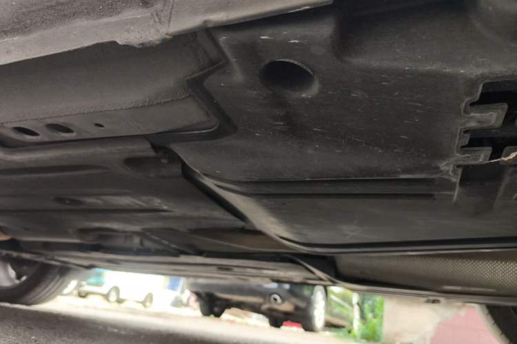 Used Lynk & Co 05 2020 2.0TD Two-Wheel Drive Shine Halo Chassis Rear Left