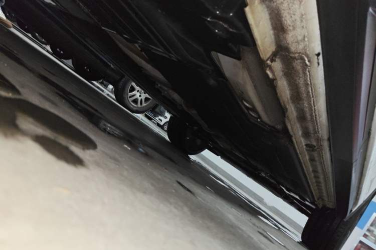 Used Lynk & Co 05 2020 2.0TD Two-Wheel Drive Shine Halo Chassis Rear Right