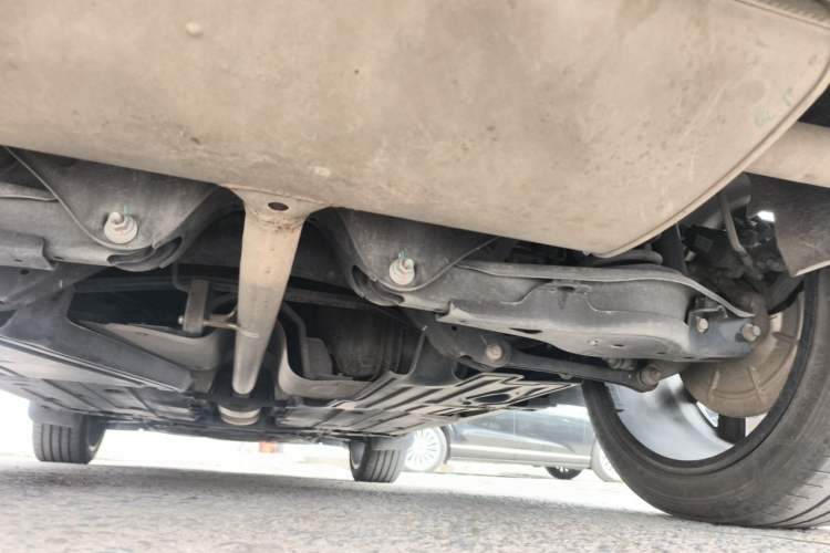 Used Lynk & Co 05 2020 2.0TD Two-Wheel Drive Shine Halo Chassis Rear