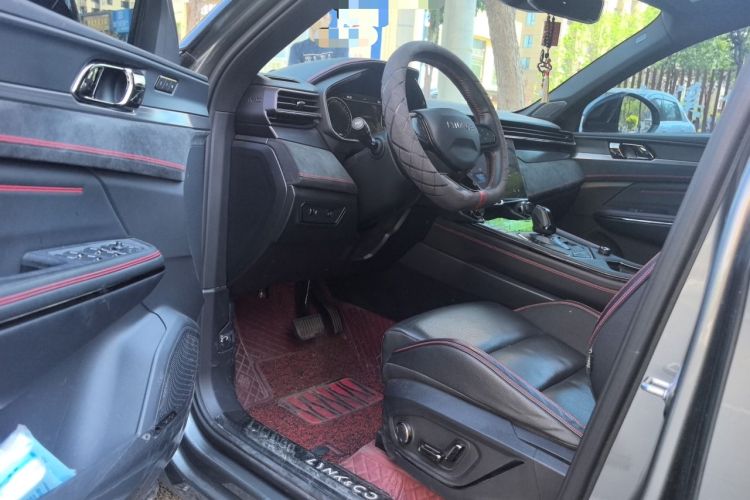 Used Lynk & Co 05 2020 2.0TD Four-Wheel Drive HypeHalo Driver Seat