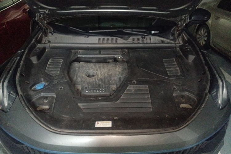 Used Lynk & Co 05 2020 2.0TD Two-Wheel Drive Shine Halo Engine Bay