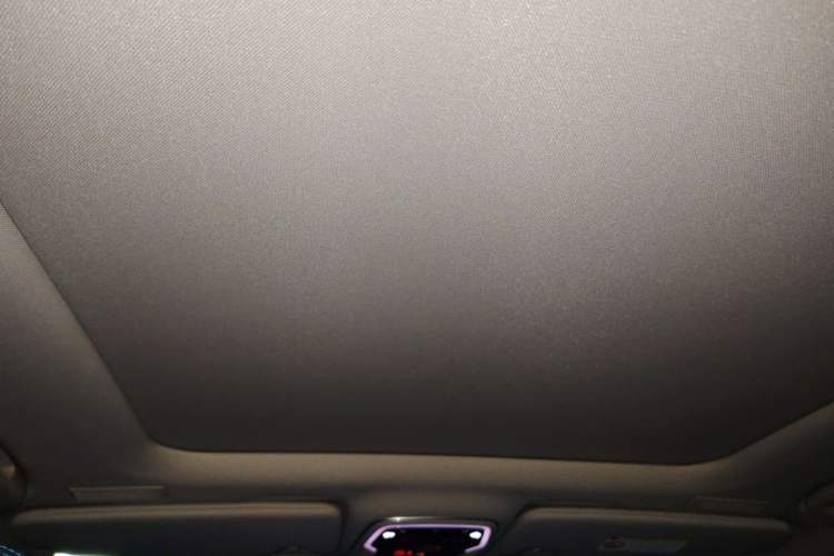 Used Lynk & Co 05 2020 2.0TD Two-Wheel Drive Shine Halo Headliner