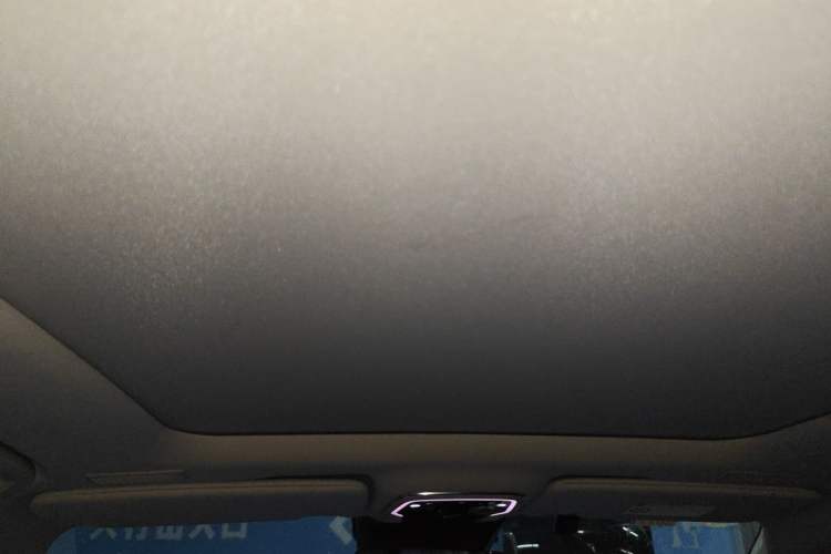 Used Lynk & Co 05 2020 2.0TD Two-Wheel Drive Shine Halo Headliner