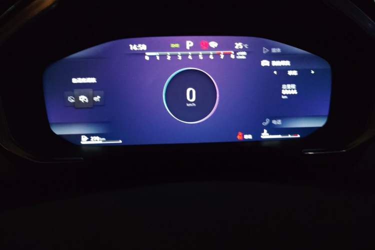 Used Lynk & Co 05 2020 2.0TD Two-Wheel Drive Shine Halo Instrument Cluster