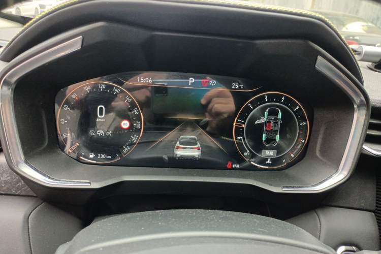 Used Lynk & Co 05 2020 2.0TD Two-Wheel Drive Shine Halo Instrument Cluster