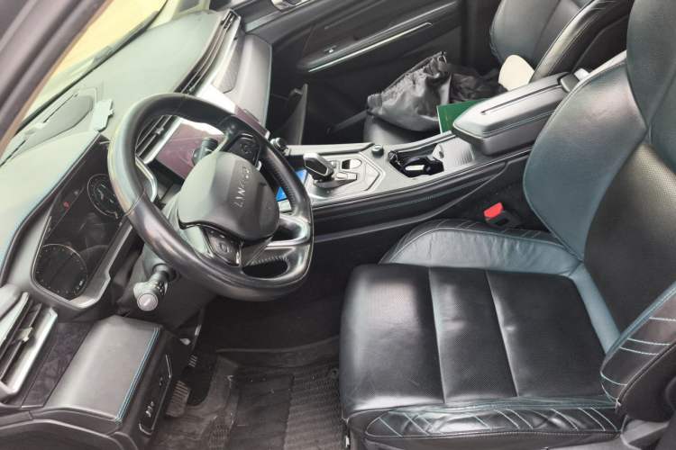 Used Lynk & Co 05 2020 2.0TD Two-Wheel Drive Shine Halo Left Front Seat
