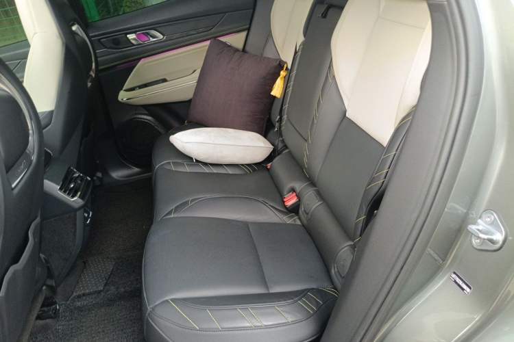 Used Lynk & Co 05 2020 2.0TD Two-Wheel Drive Shine Halo Left Rear Seat