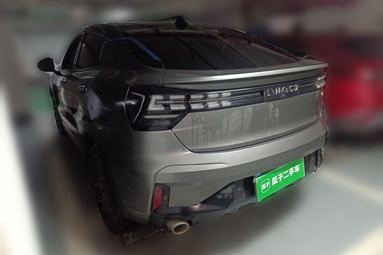 Used Lynk & Co 05 2020 2.0TD Two-Wheel Drive Shine Halo Rear Left 45 Deg
