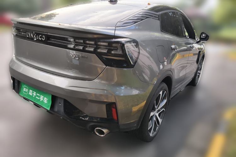 Used Lynk & Co 05 2020 2.0TD Four-Wheel Drive HypeHalo Rear Right 45 Deg
