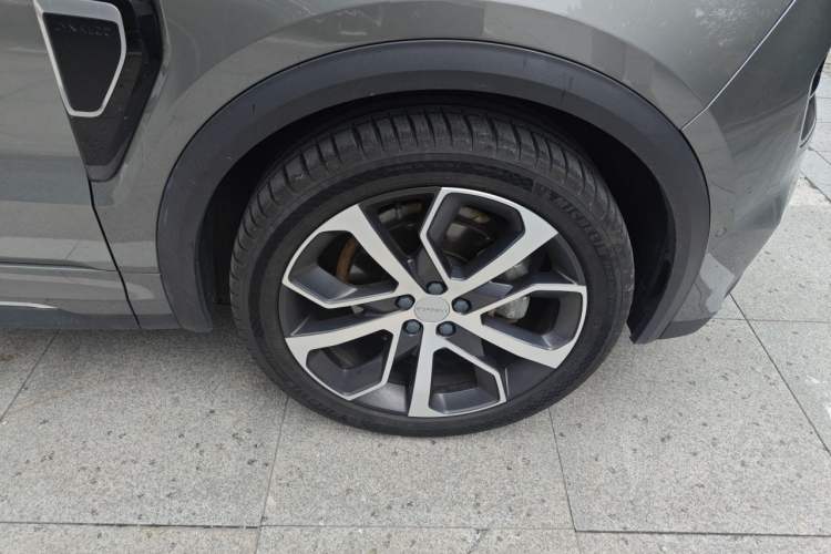 Used Lynk & Co 05 2020 2.0TD Four-Wheel Drive HypeHalo Right Front Wheel Hub