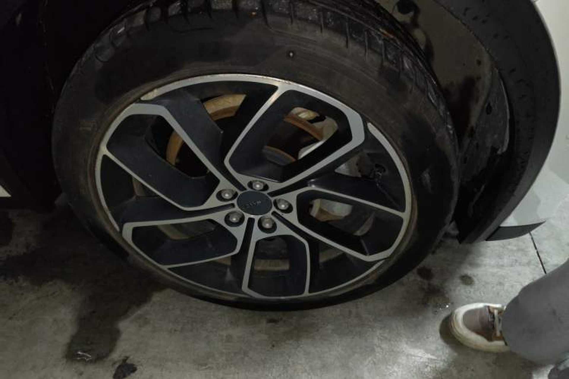 Used Lynk & Co 05 2020 2.0TD Two-Wheel Drive Shine Halo Right Front Wheel Hub