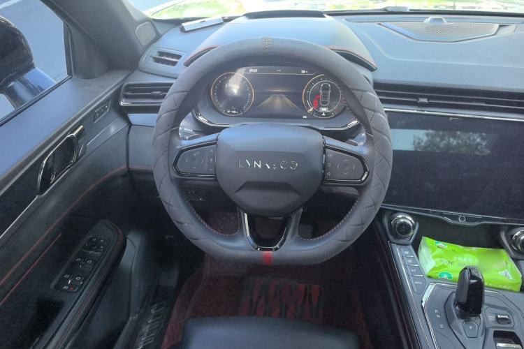 Used Lynk & Co 05 2020 2.0TD Four-Wheel Drive HypeHalo Steering Wheel